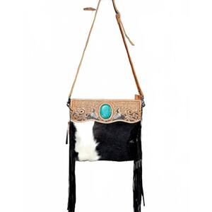 NEW AMERICAN DARLING cowhide shoulder bag in black